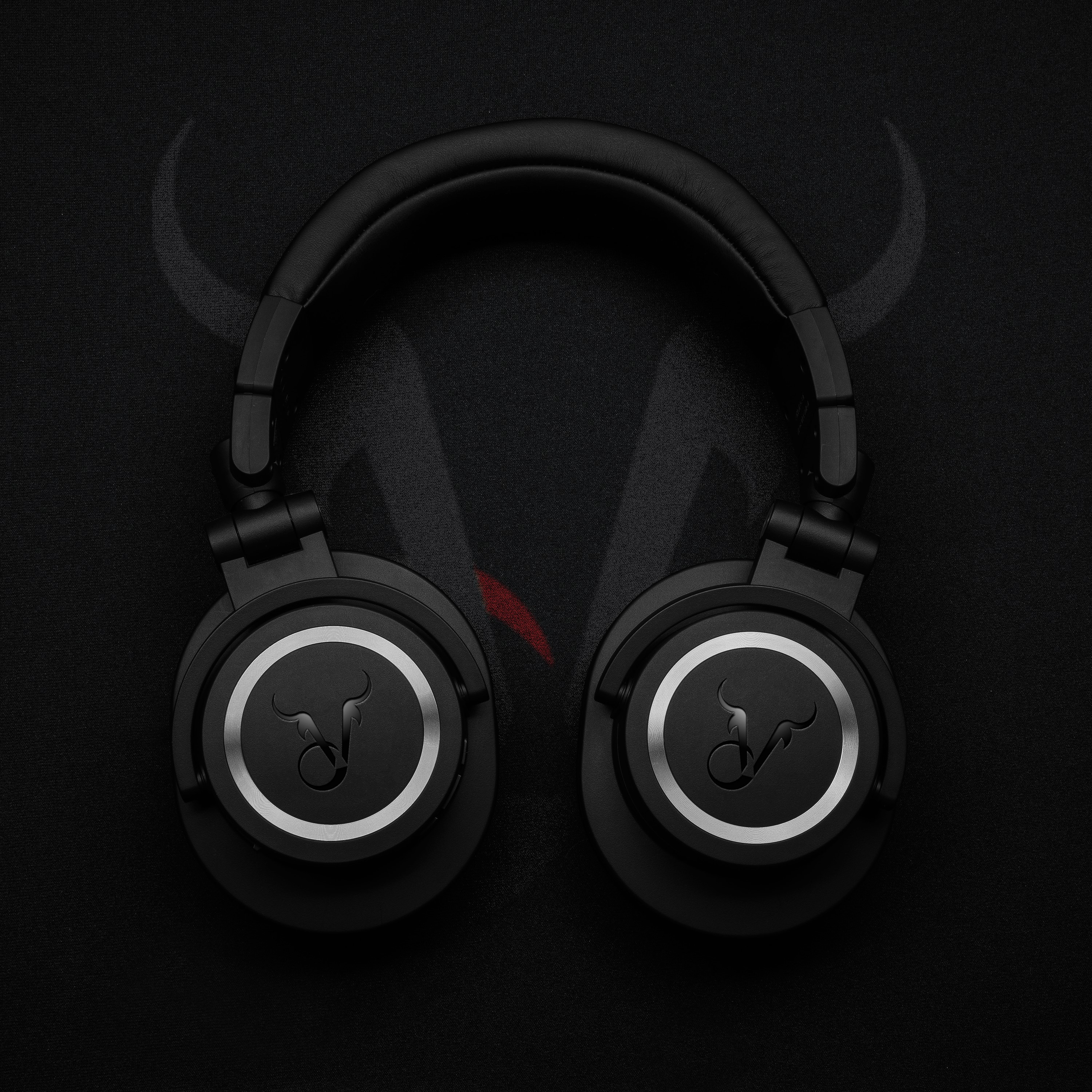Headphones Mockup Logo